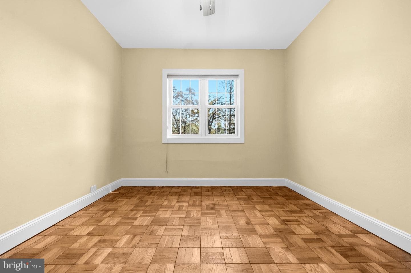 1615 Mount Eagle Place photo 22