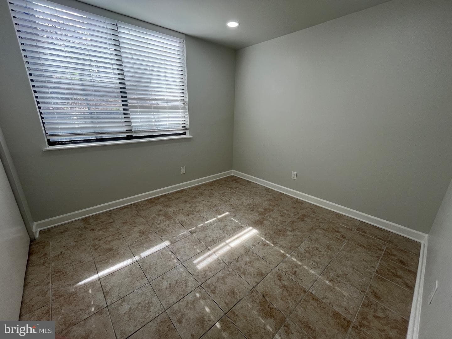 519 N Armistead Street #t1 photo 14
