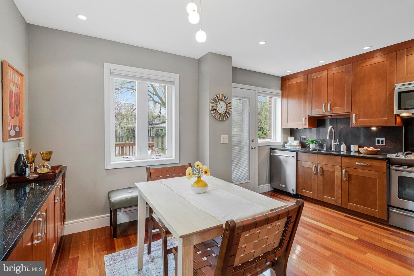 5 Custis Avenue E photo 10