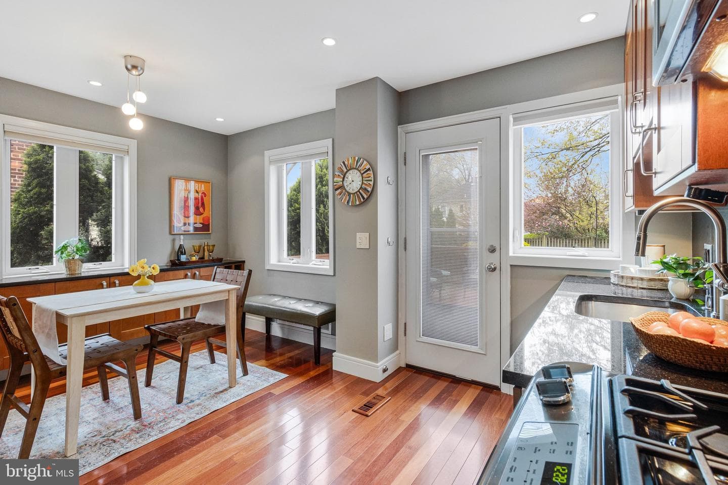 5 Custis Avenue E photo 13