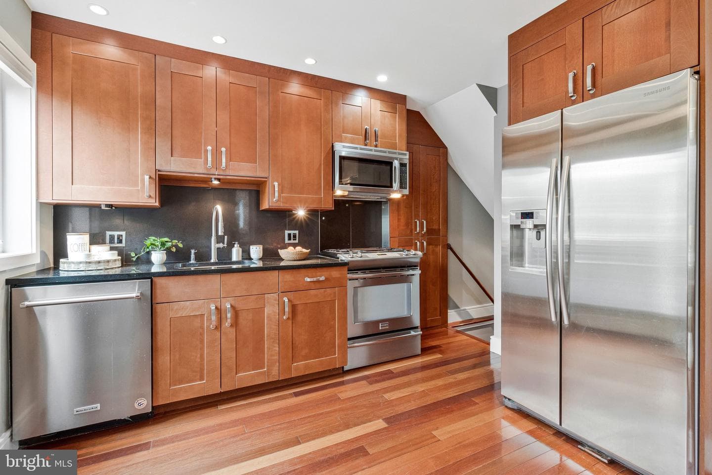 5 Custis Avenue E photo 18