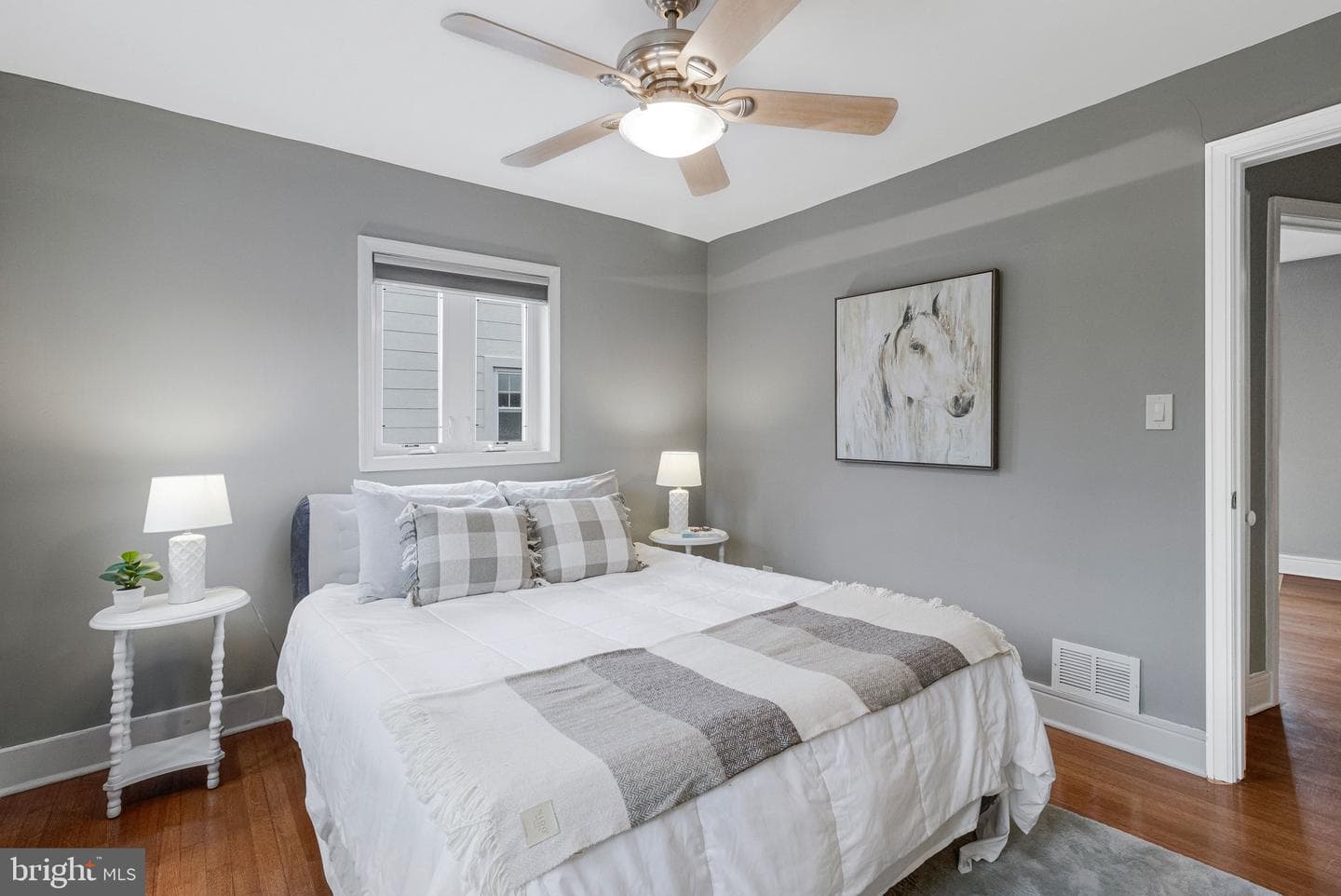 5 Custis Avenue E photo 20
