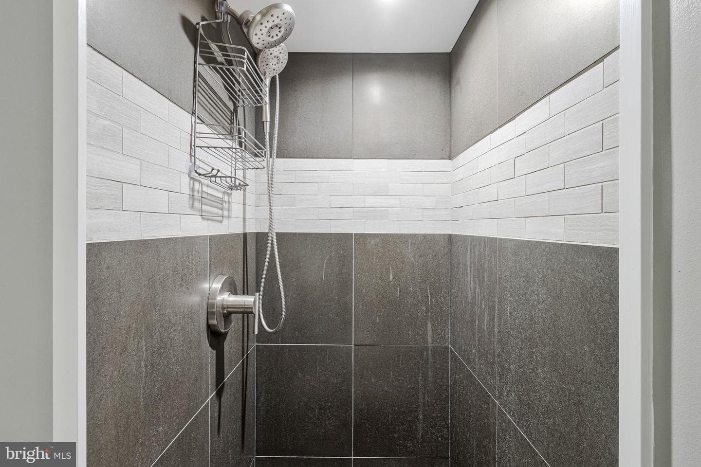 5 Custis Avenue E photo 44