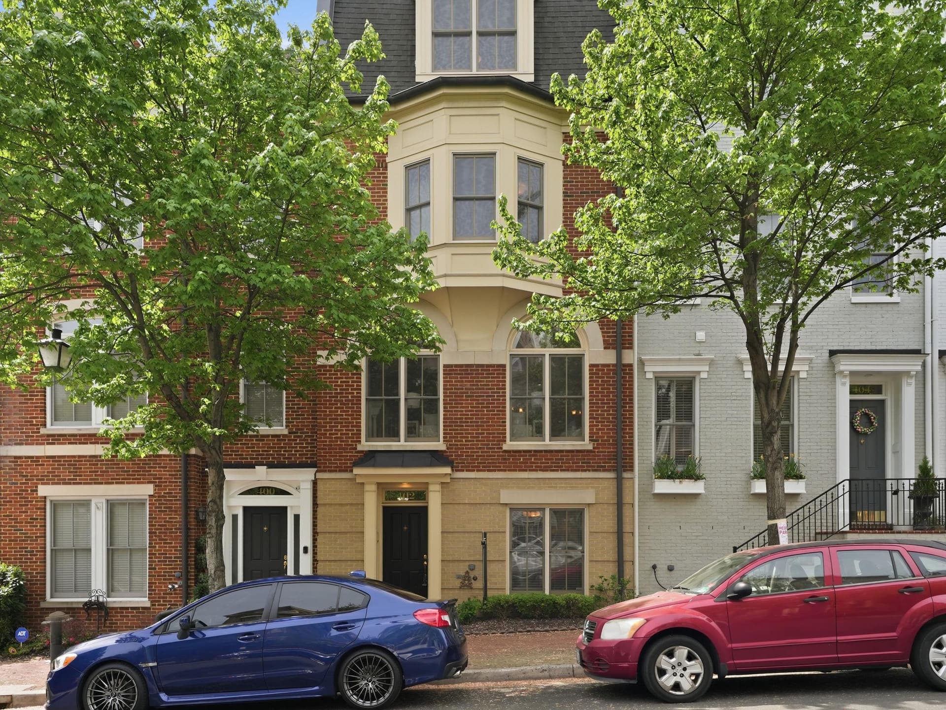 402 Oronoco Street photo 2