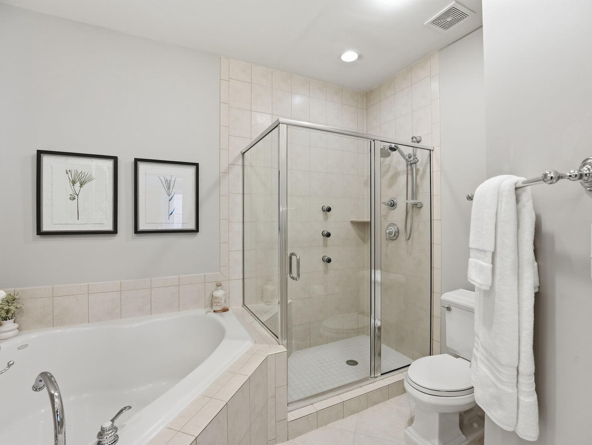 402 Oronoco Street photo 24