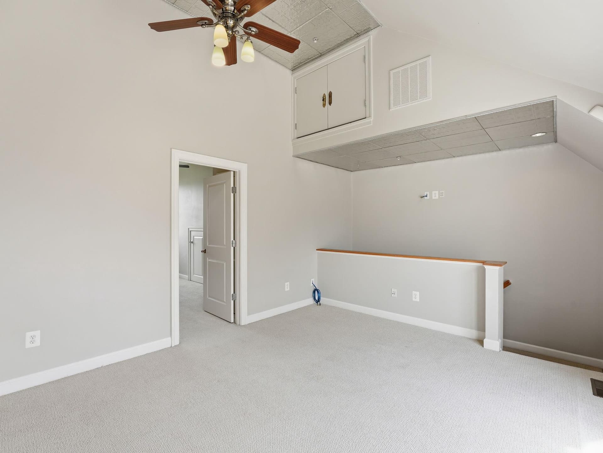 402 Oronoco Street photo 29