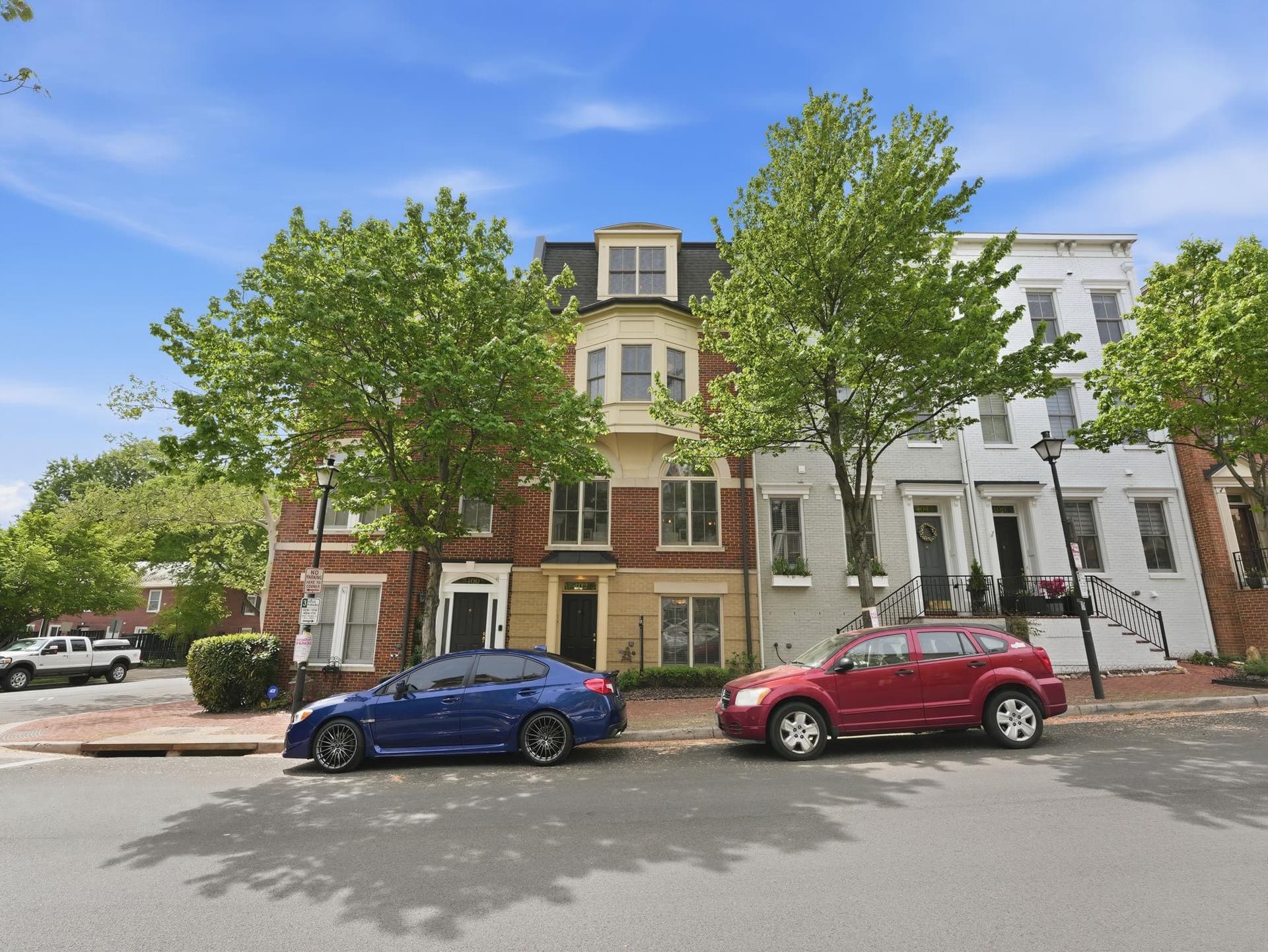 402 Oronoco Street photo 38