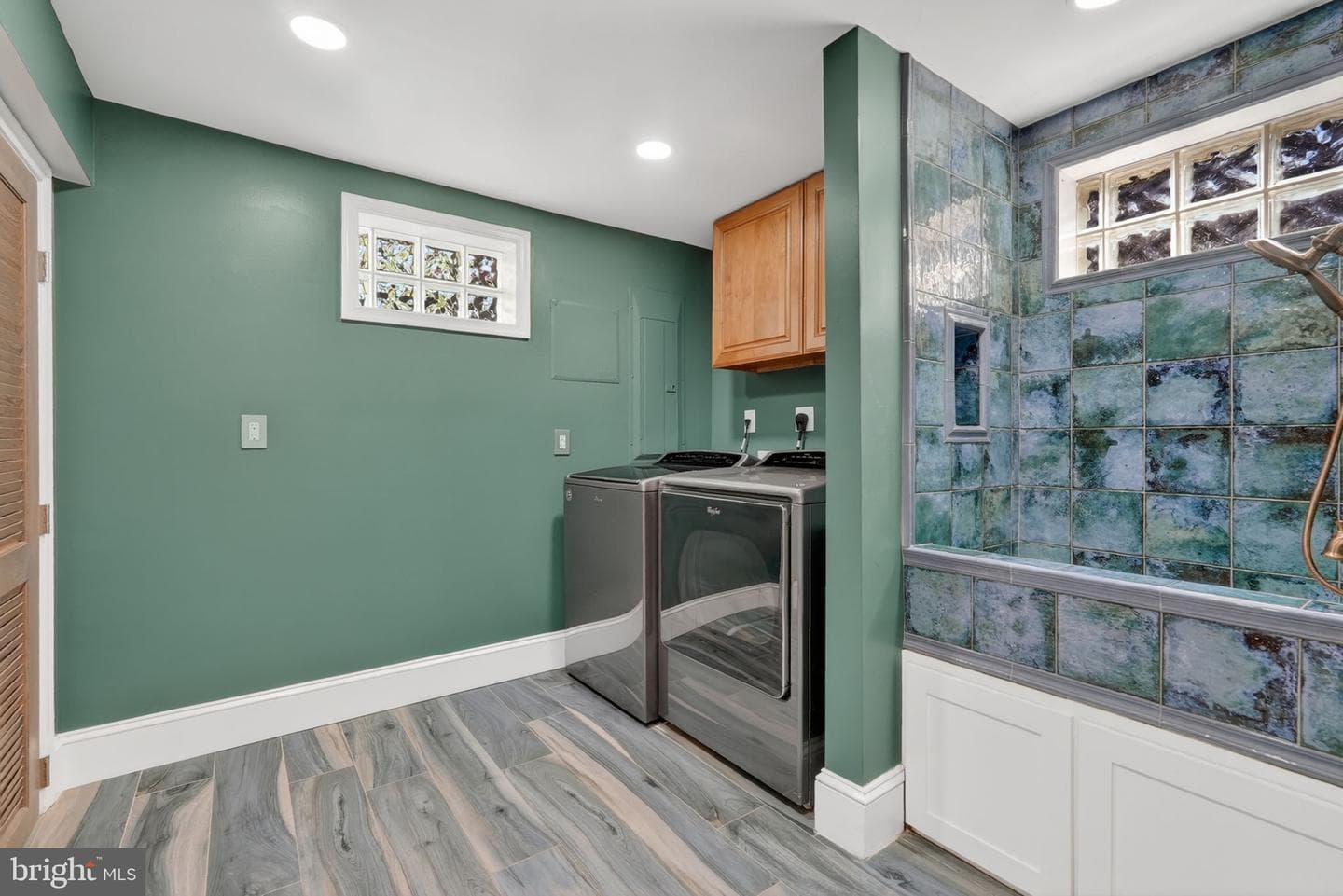 311 Adams Avenue photo 23