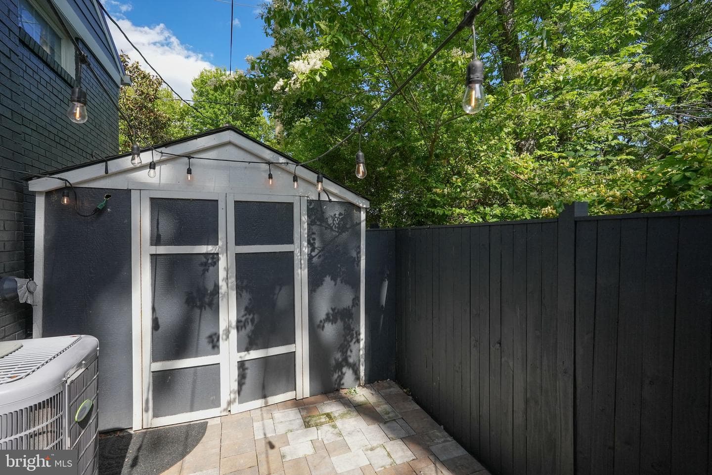 311 Adams Avenue photo 48