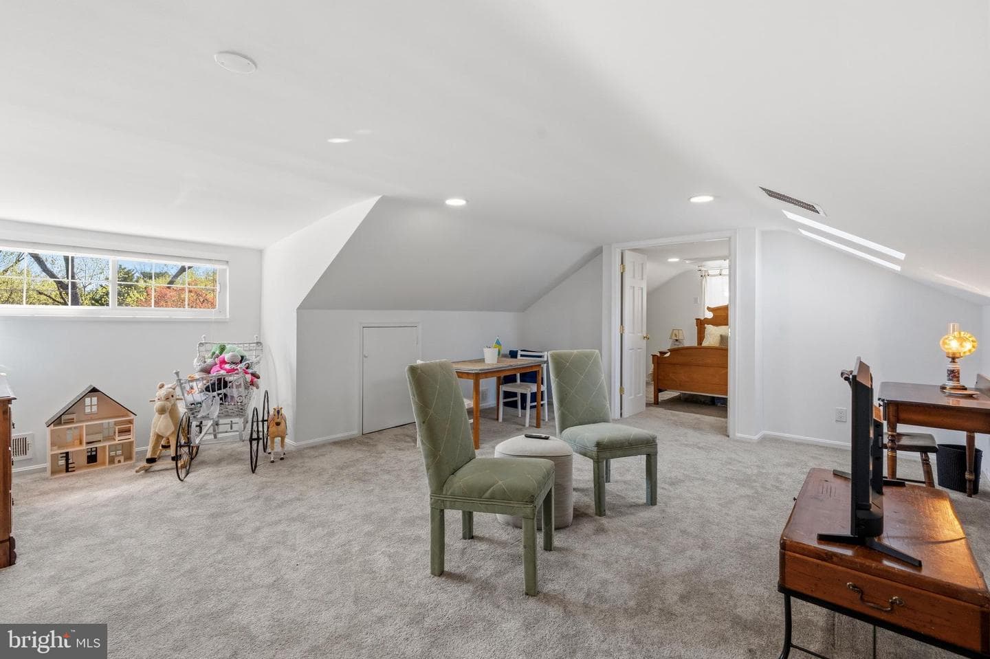 402 Skyhill Road photo 28
