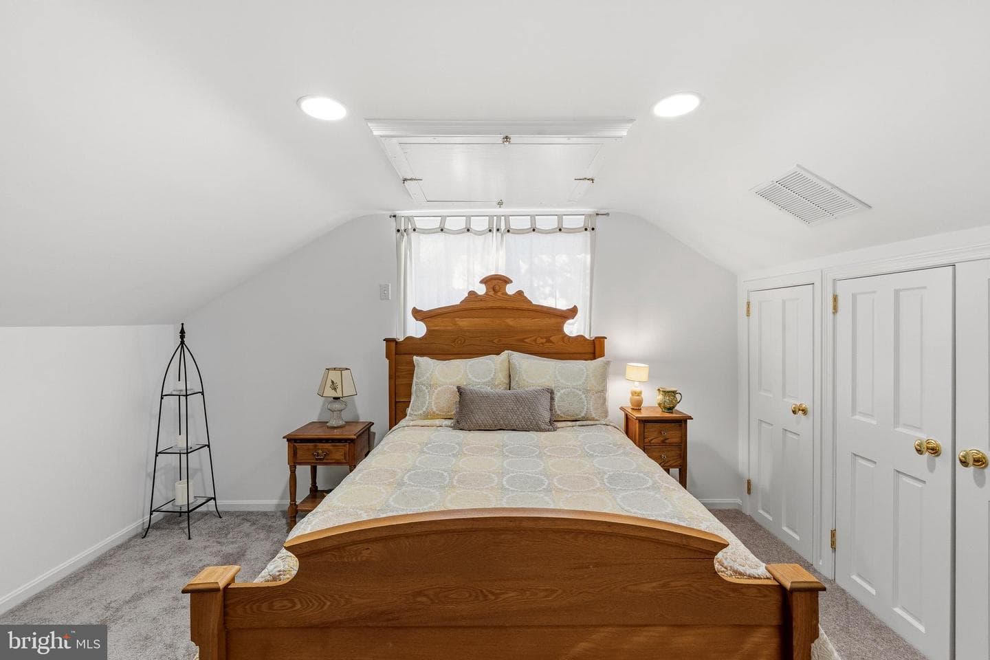 402 Skyhill Road photo 30