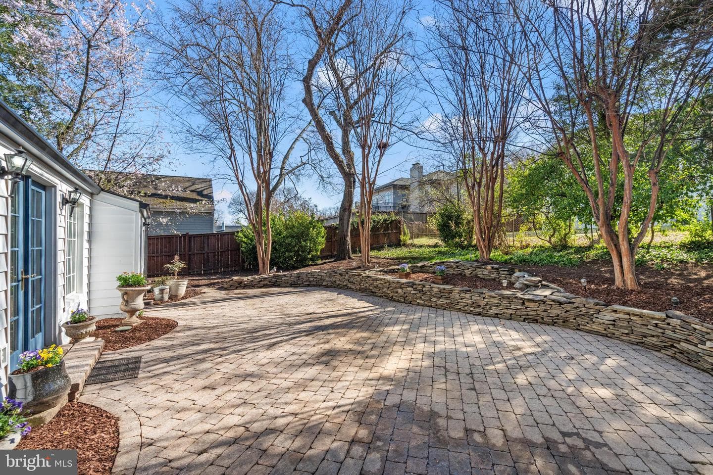 402 Skyhill Road photo 33