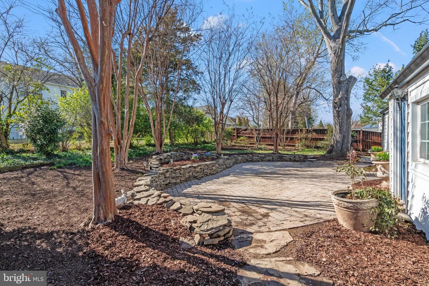 402 Skyhill Road photo 34