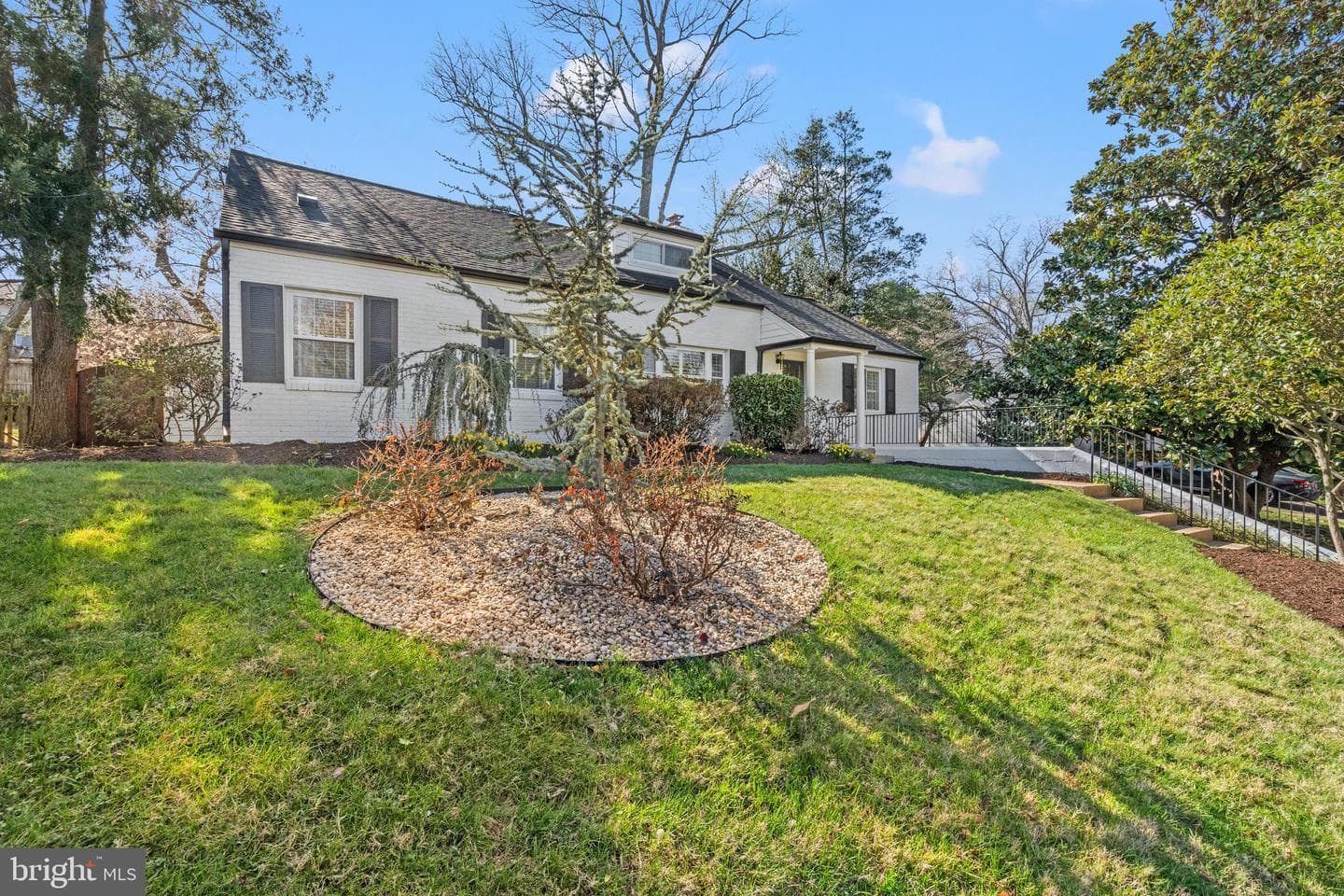 402 Skyhill Road photo 40