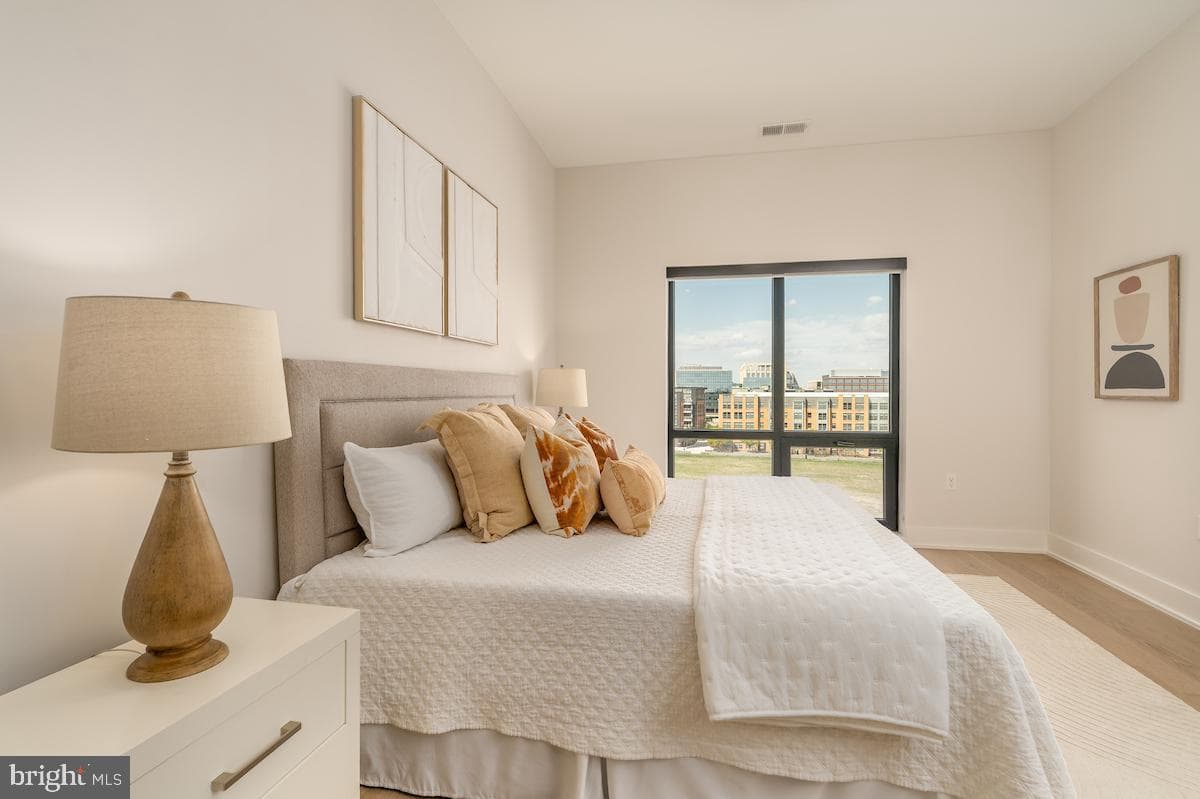 737 Swann Avenue #602 photo 17