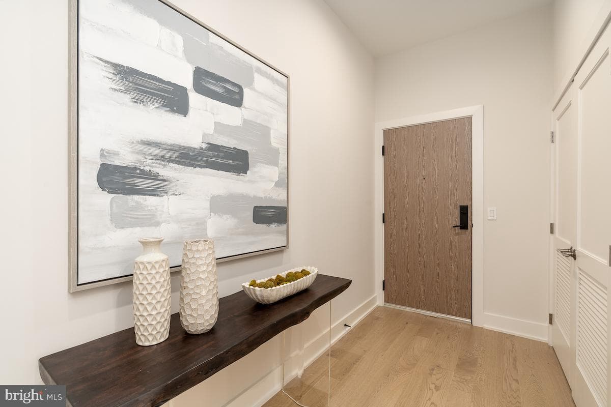 737 Swann Avenue #602 photo 2
