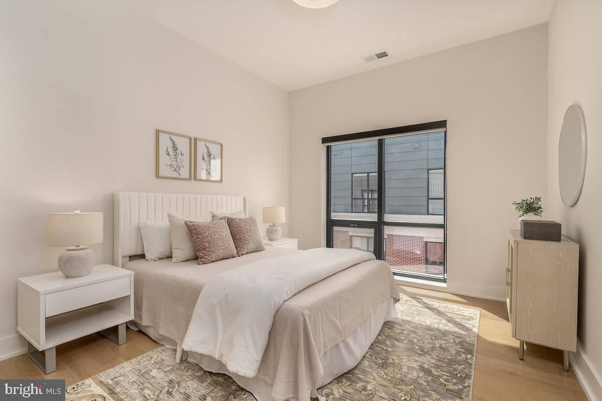 737 Swann Avenue #602 photo 21