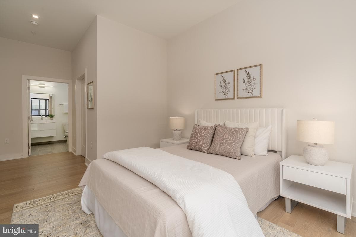 737 Swann Avenue #602 photo 22