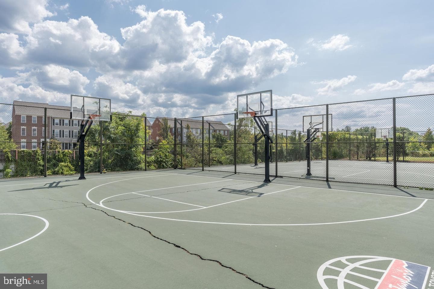 737 Swann Avenue #602 photo 41
