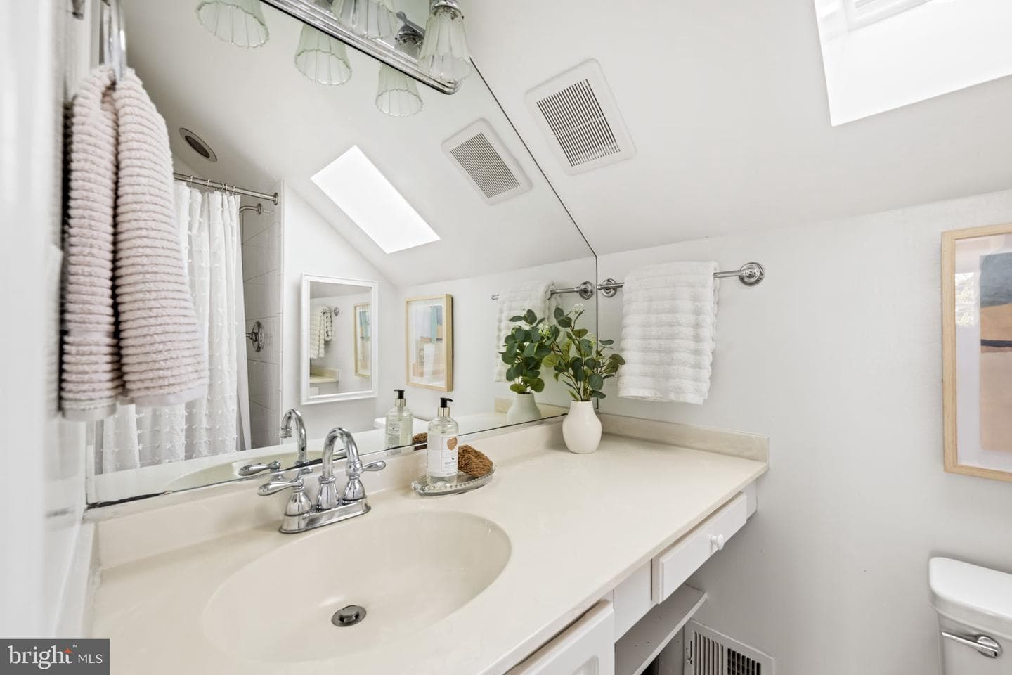803 Green Street photo 39