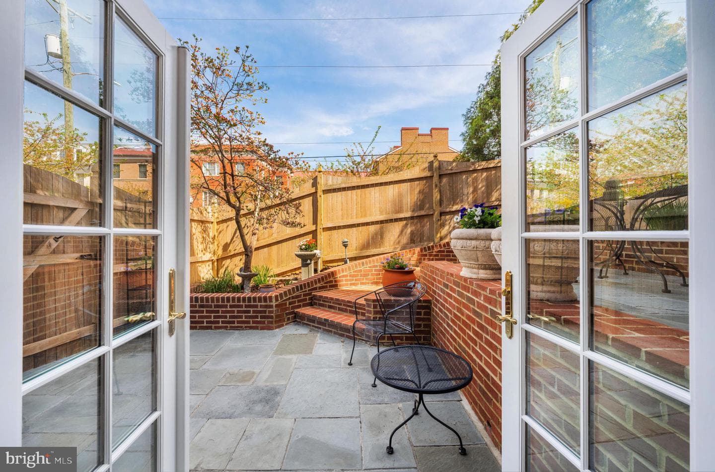 803 Green Street photo 50