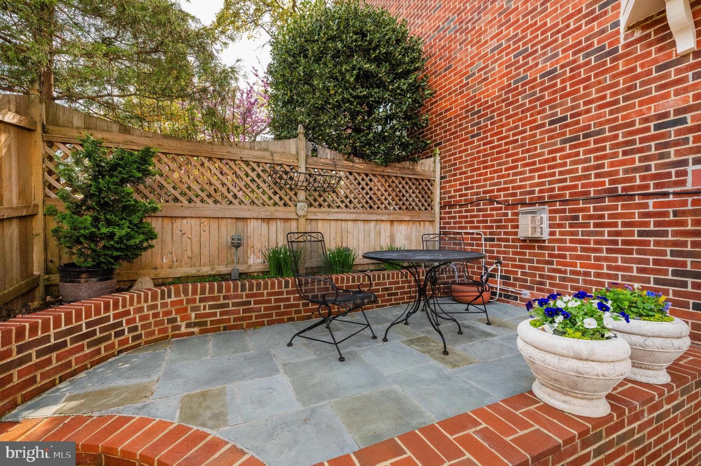 803 Green Street photo 54