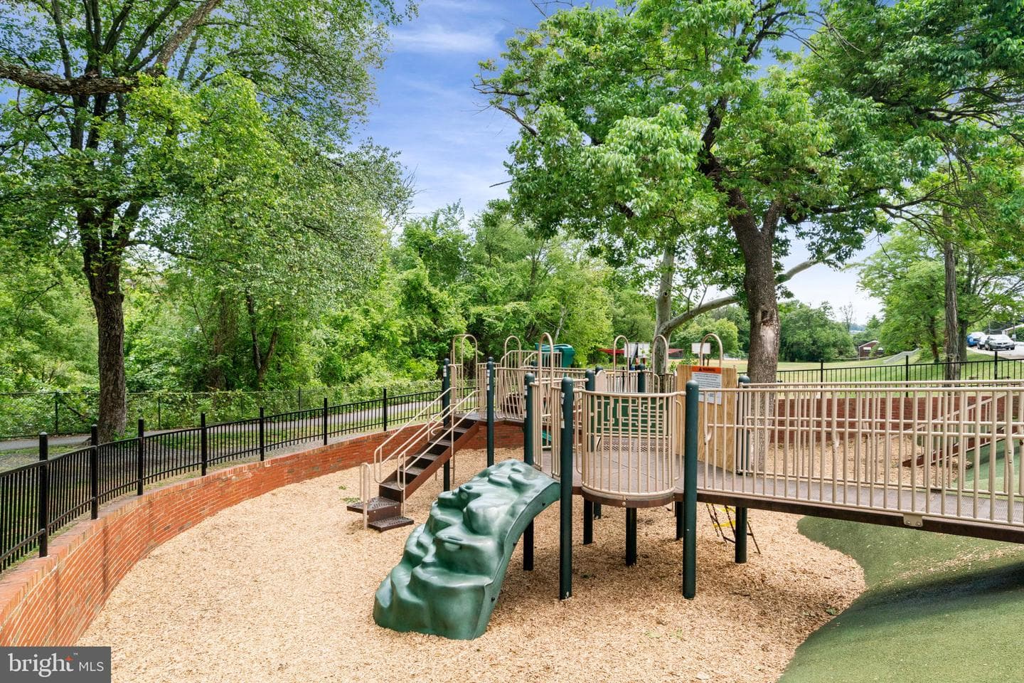 205 Skyhill Road #8 photo 39