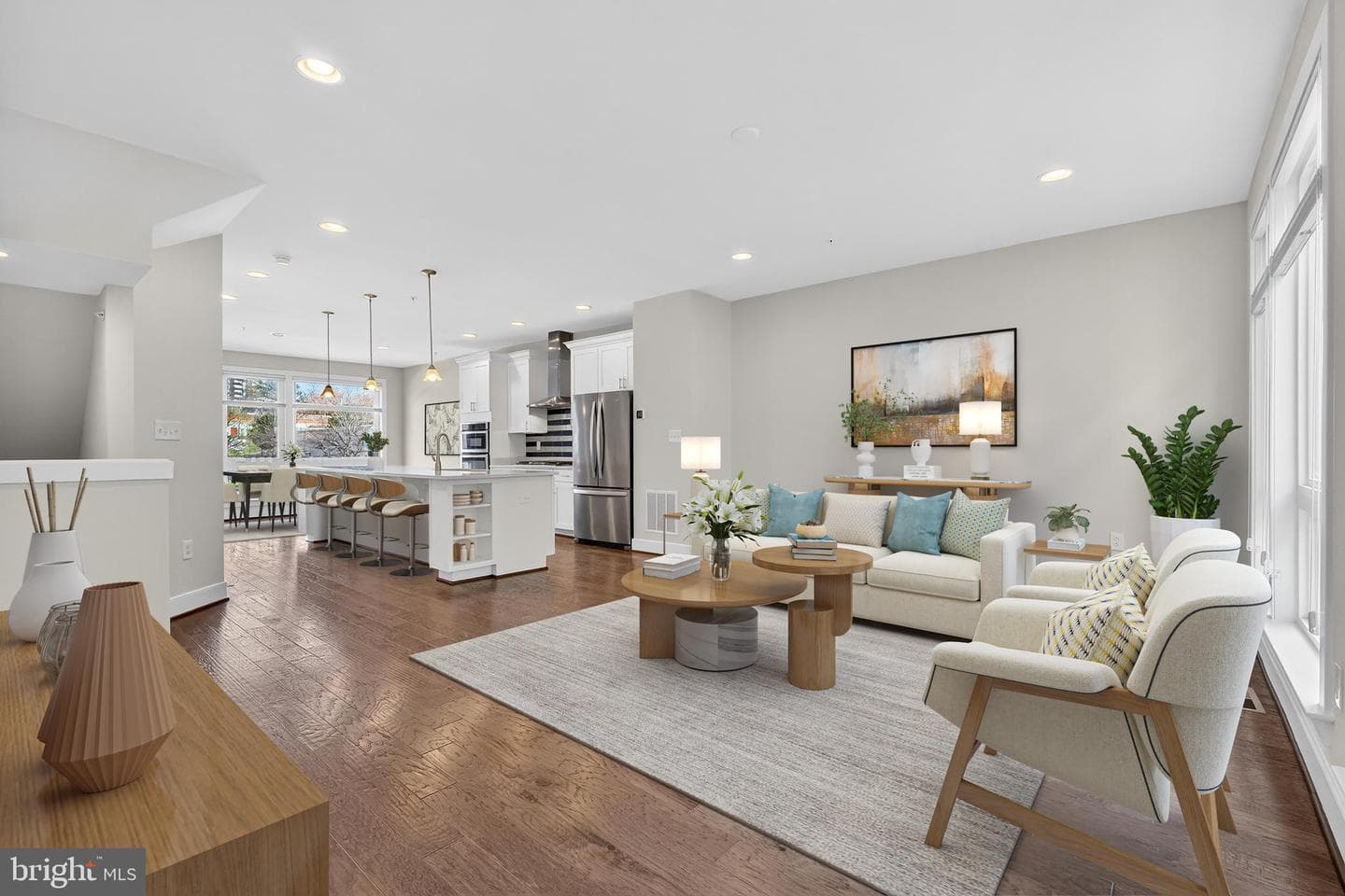 402 Stabler Lane, Alexandria