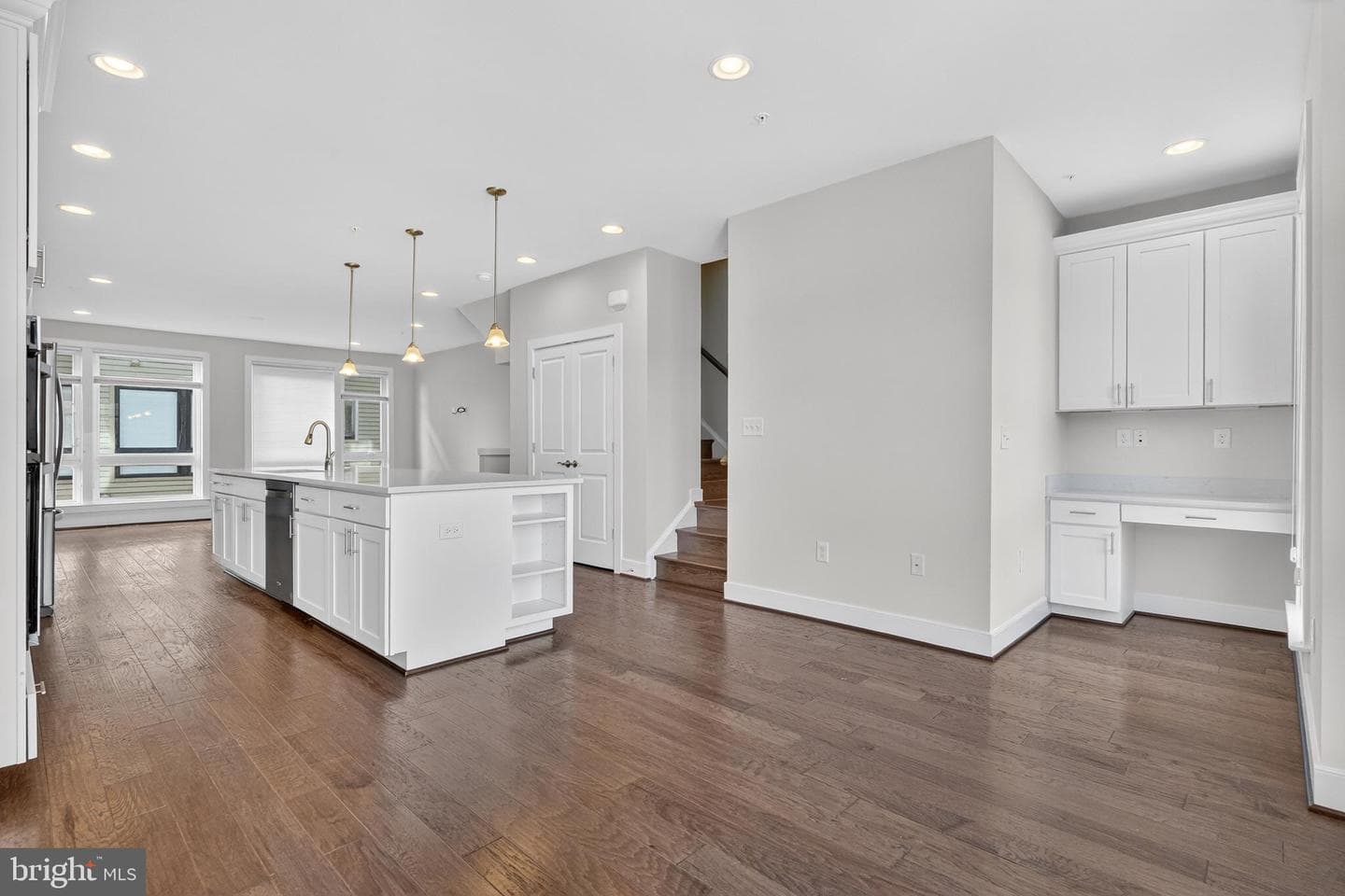 402 Stabler Lane photo 34
