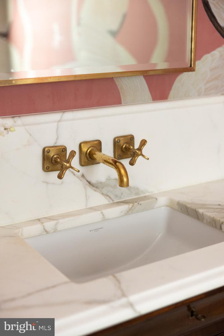 1704 Russell Road photo 20