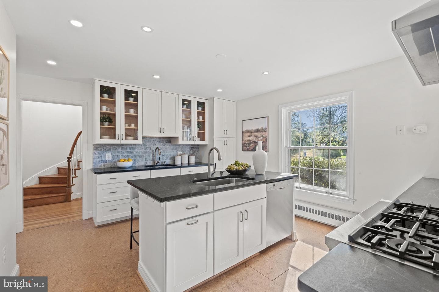 1803 Nicholson Lane photo 31