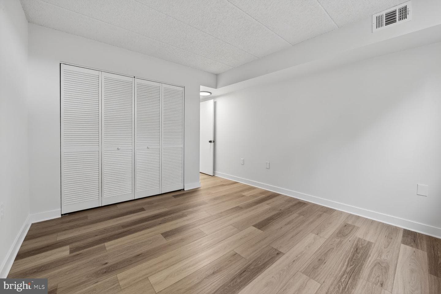 5180 Maris Avenue #101 photo 33