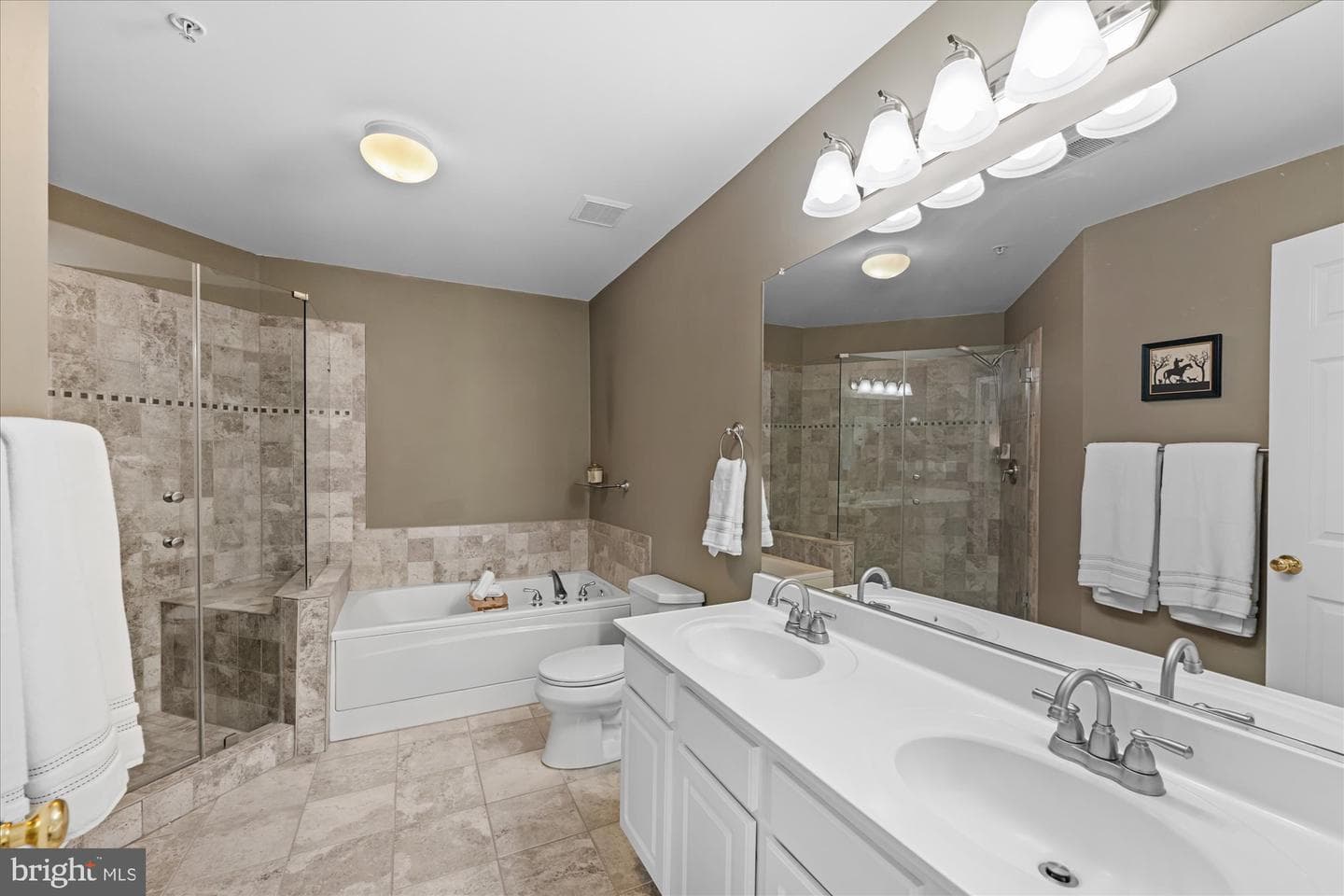 5115 Donovan Drive photo 25