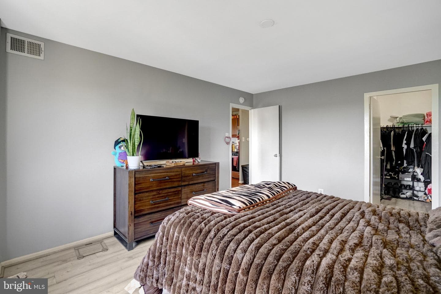 5340 Holmes Run Parkway #919 photo 21