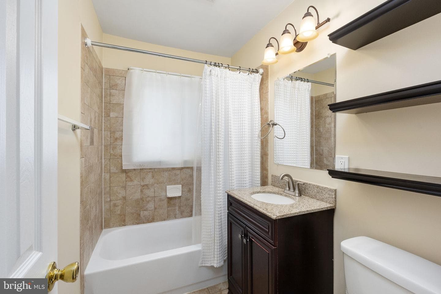 108 N Gladden Street photo 20