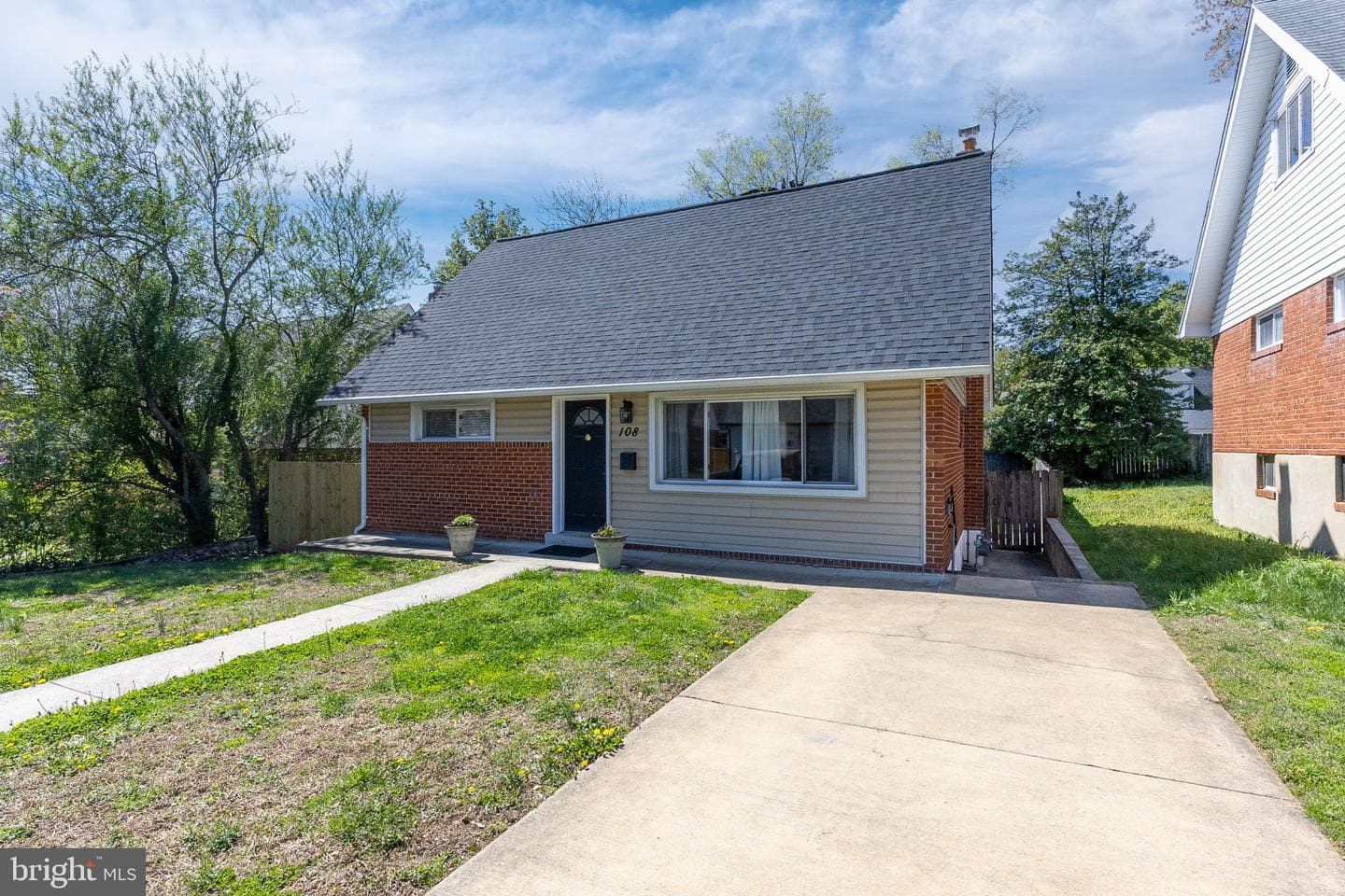 108 N Gladden Street photo 5