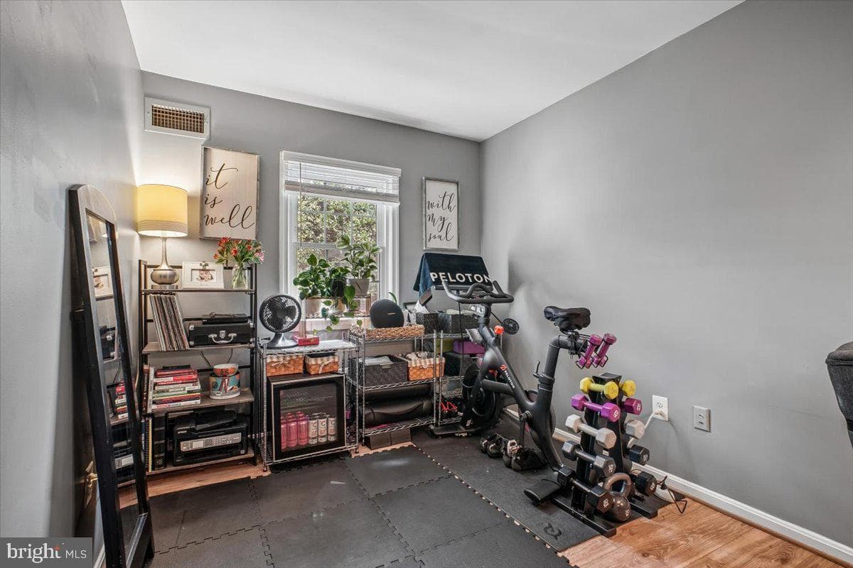 1014 N Royal Street photo 18