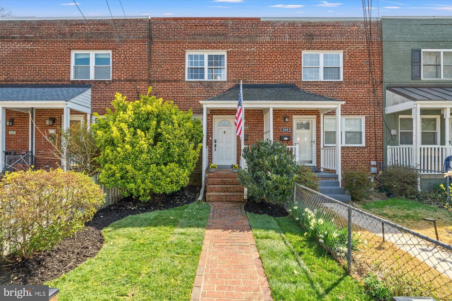 509 E Windsor Avenue #a photo 2