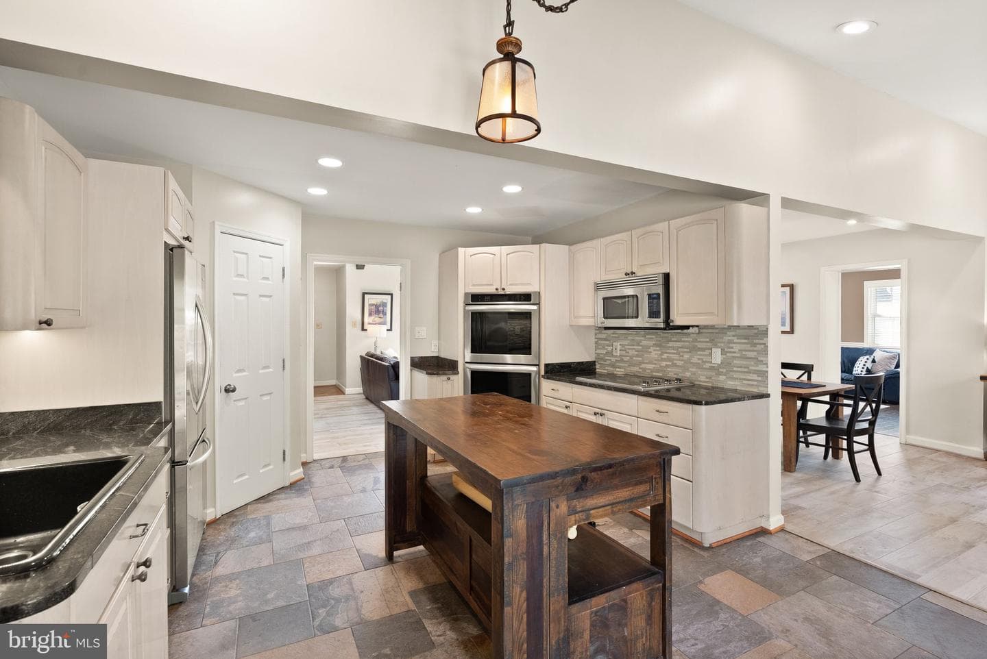3012 Russell Road photo 13