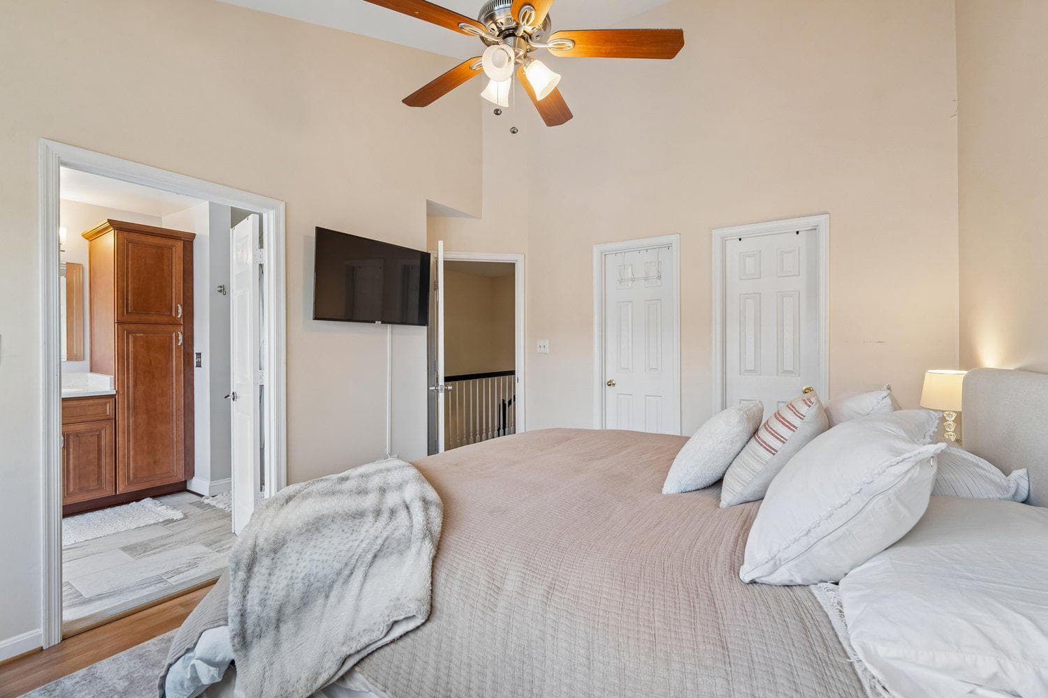 3919 Charles Avenue photo 31