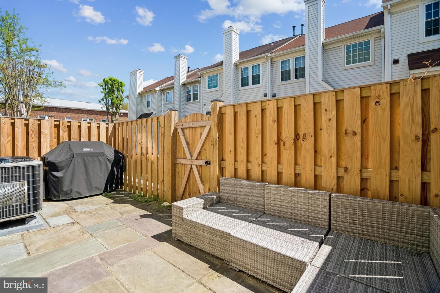 3919 Charles Avenue photo 49