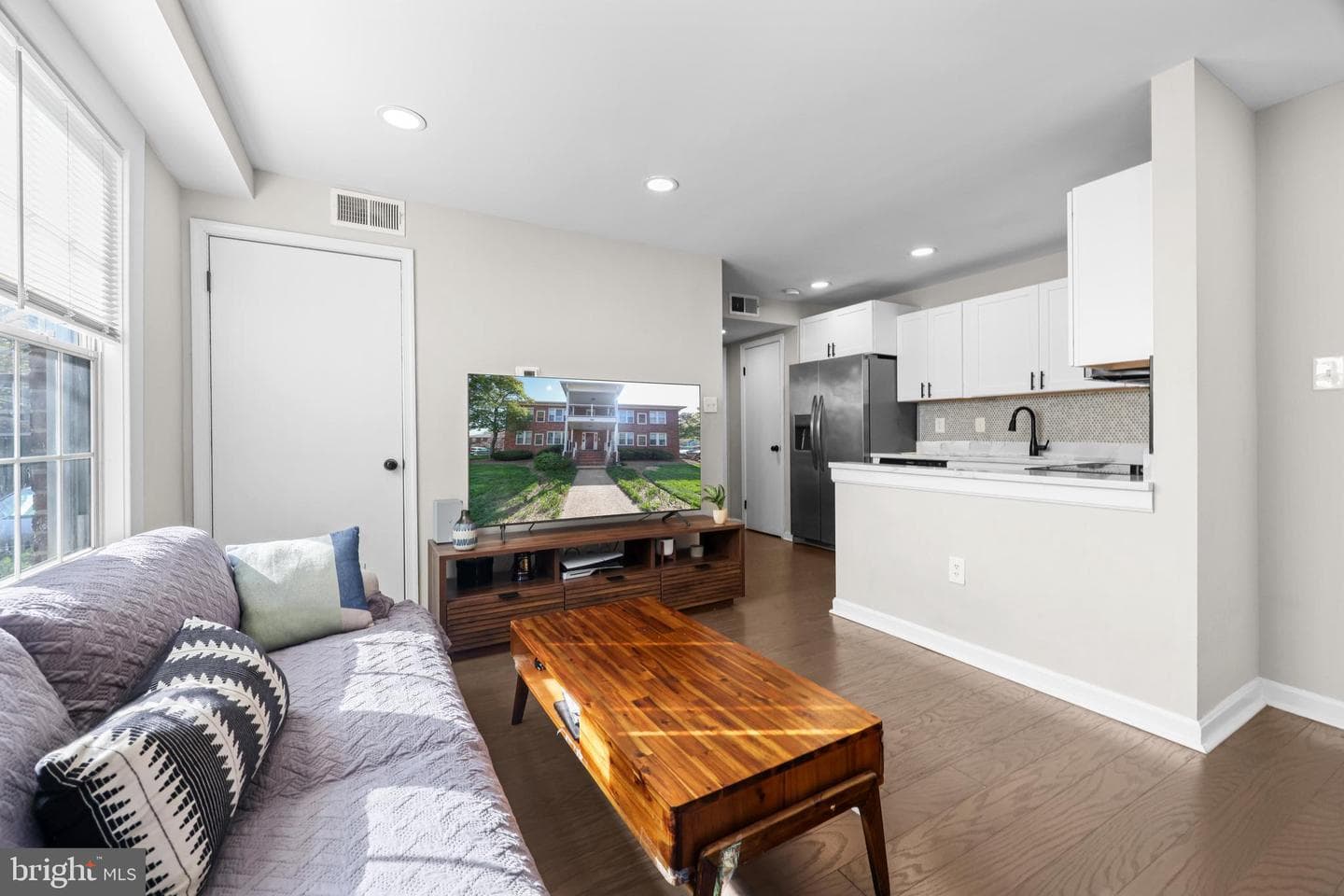 1707 Dewitt Avenue #c photo 7