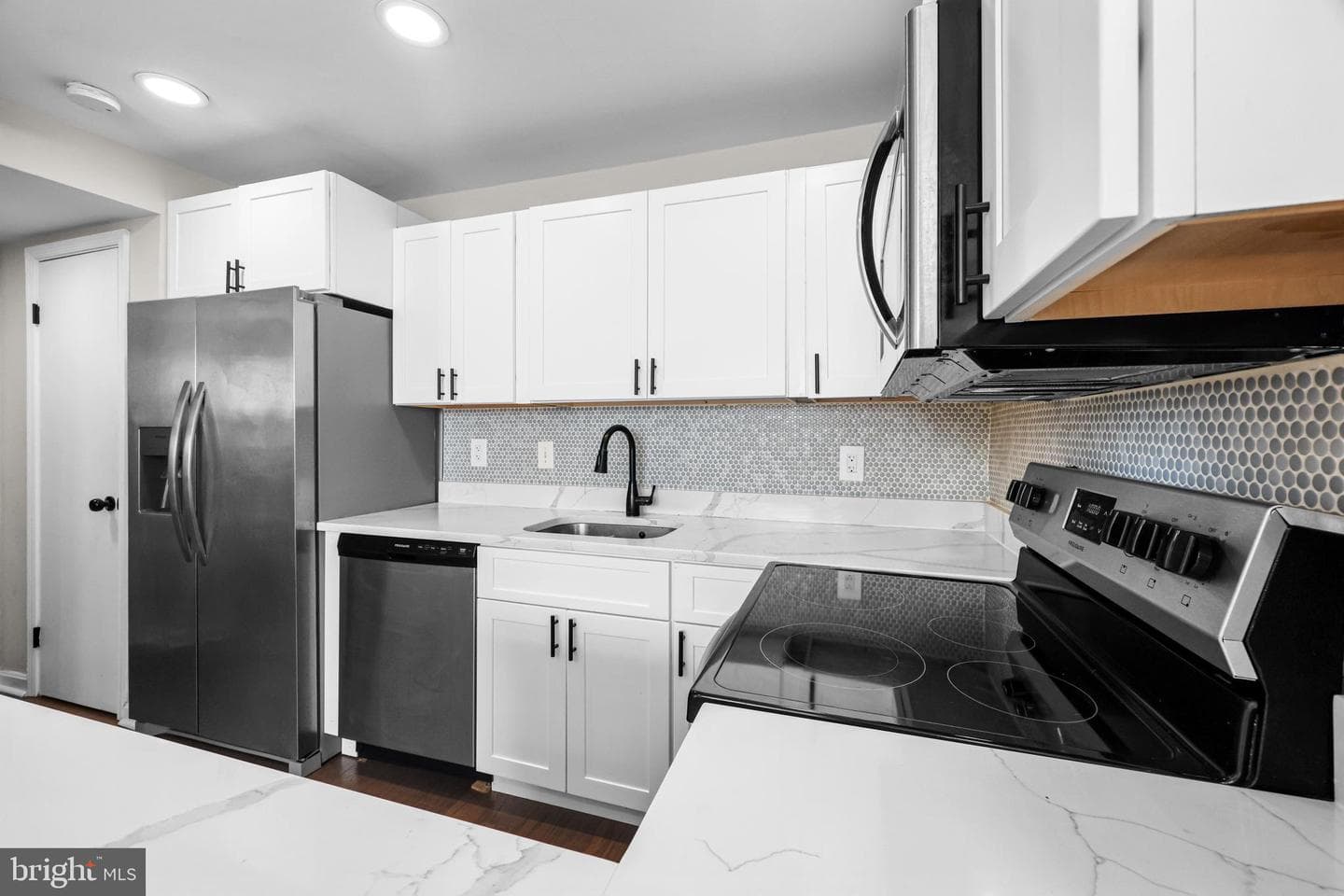 1707 Dewitt Avenue #c photo 9