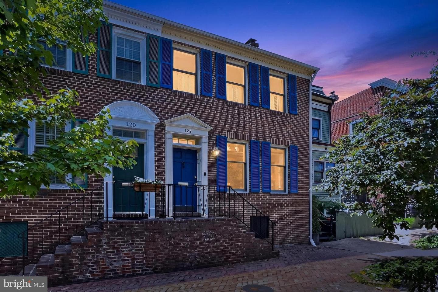 122 N West Street