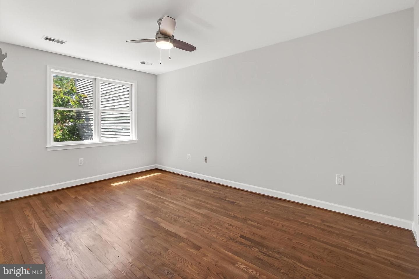 122 N West Street photo 26