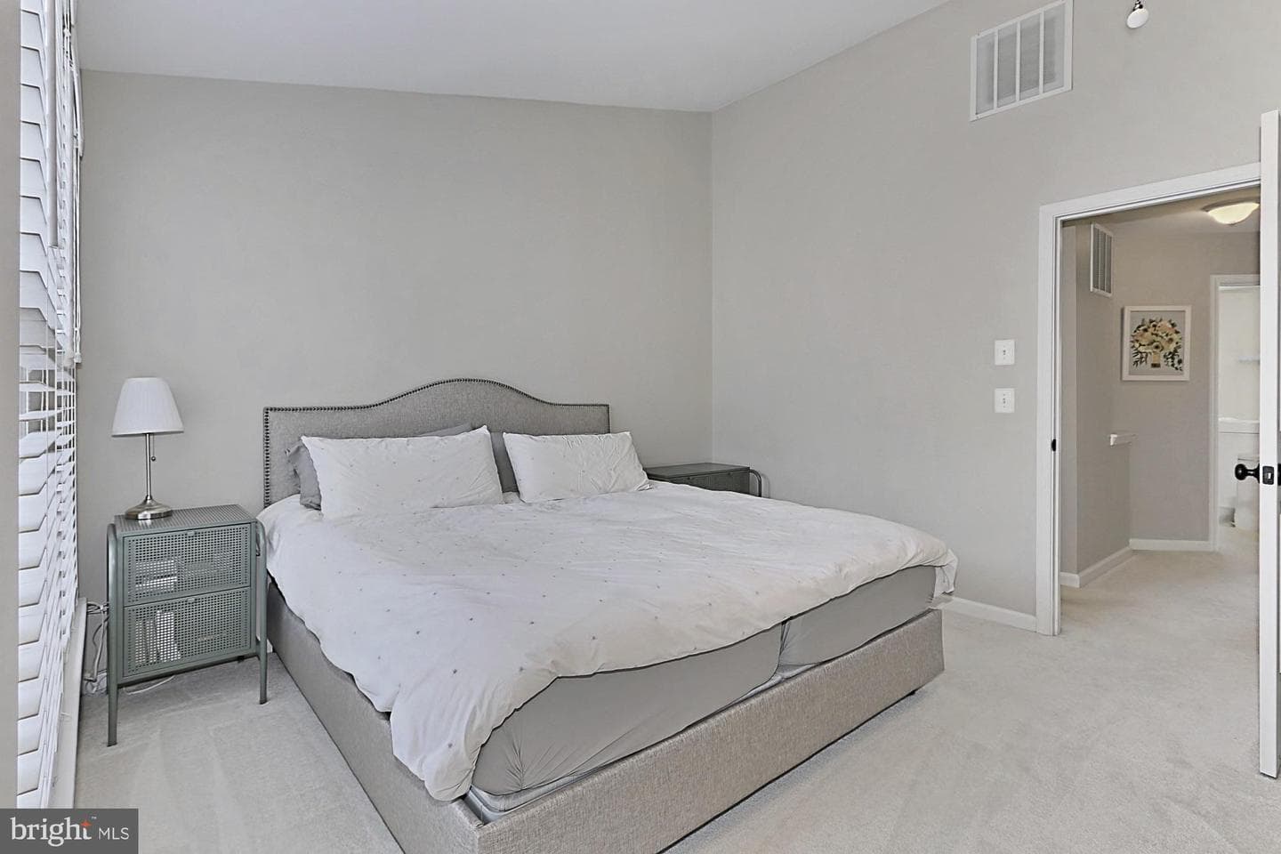5011 Waple Lane photo 24