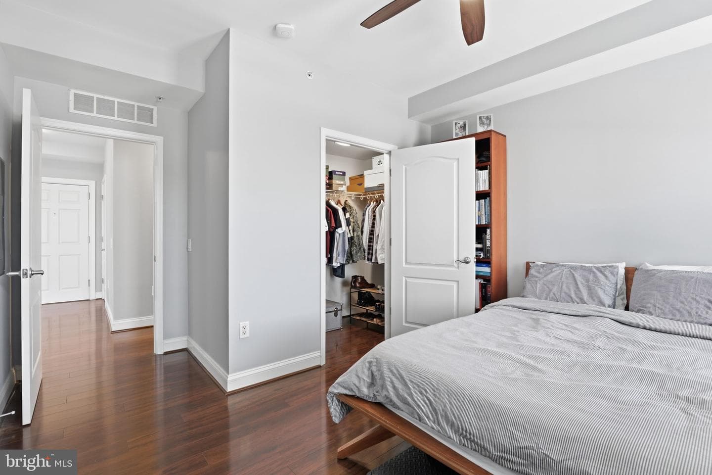 1111 Oronoco Street #225 photo 14