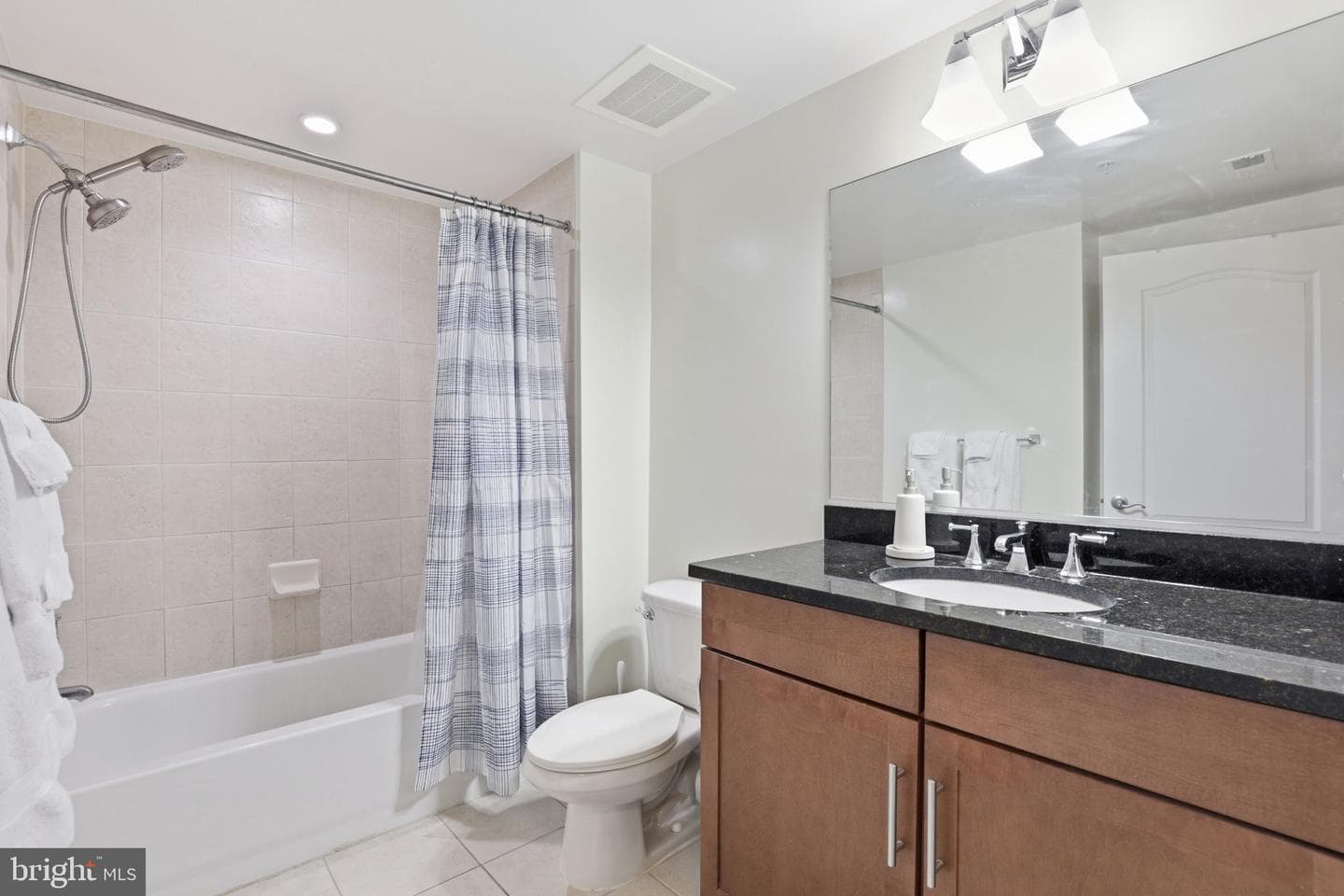 1111 Oronoco Street #225 photo 15