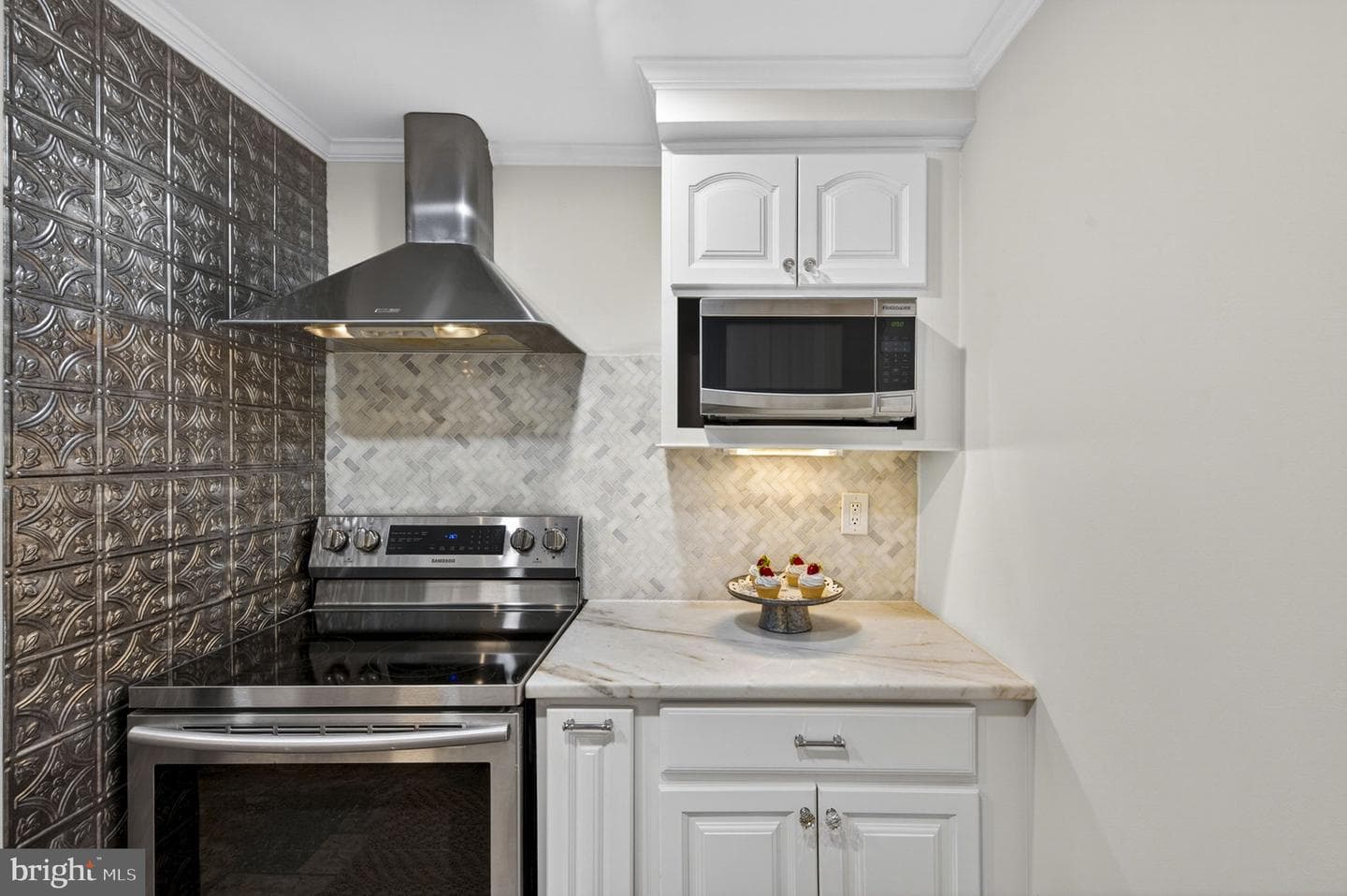 205 Wolfe Street photo 24