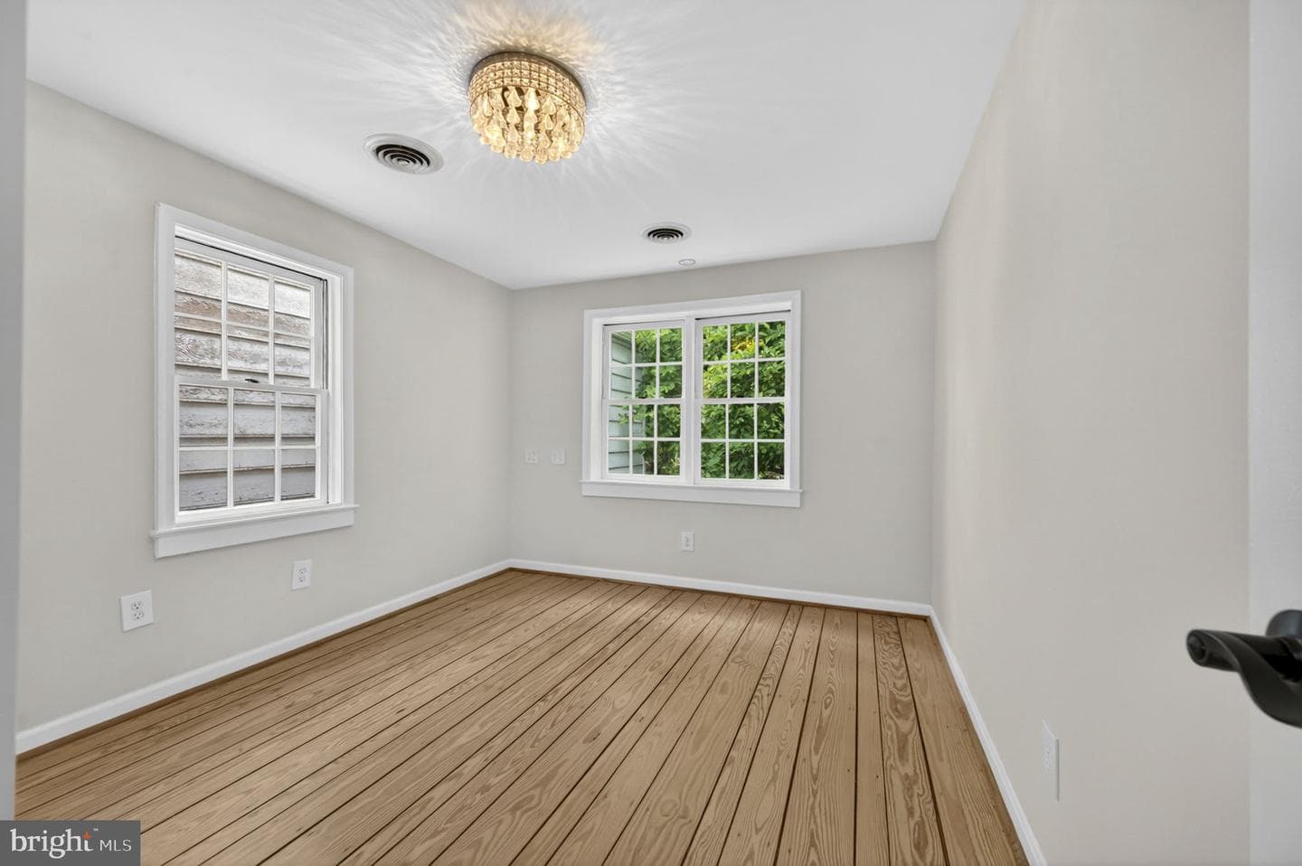 205 Wolfe Street photo 47